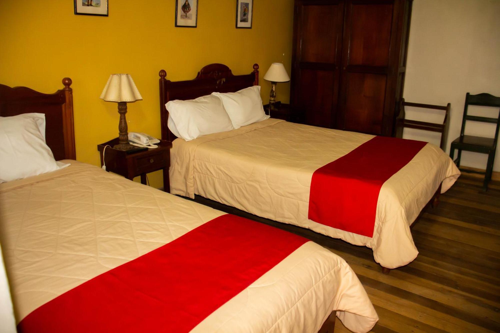 Casa Bonita Colonial Hotel Cajamarca Bagian luar foto